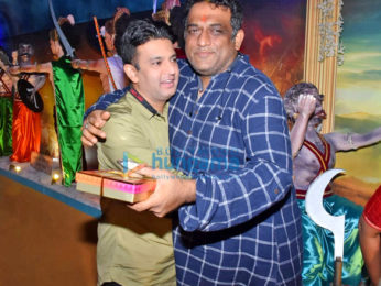 Photos: Varun Dhawan, Kartik Aaryan and others snapped at T-Series' Ganpati celebration