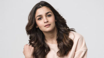 Alia Bhatt has a working Diwali, leaves for Ooty to shoot Sadak 2
