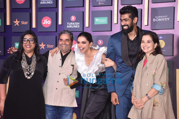 Photos: Celebs grace the closing ceremony of 21st Jio MAMI Film Festival 2019 Photos: Celebs grace the closing ceremony of 21st Jio MAMI Film Festival 2019