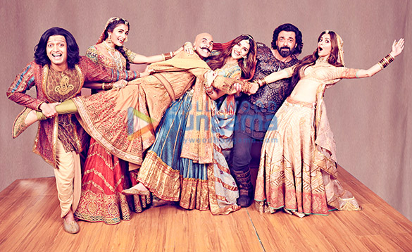 housefull 4 3 4