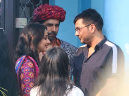 Kartik Aryan and Kiara Advani spotted at on location shoot of Bhool Bhulaiyaa 2