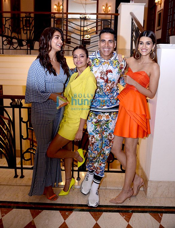 Photos: Akshay Kumar, Pooja Hegde, Kriti Kharbanda, Kriti Sanon and Bobby Deol snapped promoting their film Housefull 4 in Delhi Photos: Akshay Kumar, Pooja Hegde, Kriti Kharbanda, Kriti Sanon and Bobby Deol snapped promoting their film Housefull 4 in Delhi