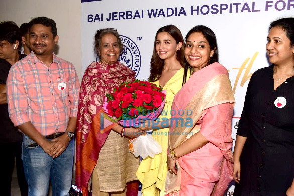photos alia bhatt snapped at wadia hospital for art for the heart event 1