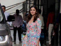 Photos: Alia Bhatt snapped at the old Dharma office
