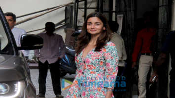 Photos: Alia Bhatt snapped at the old Dharma office