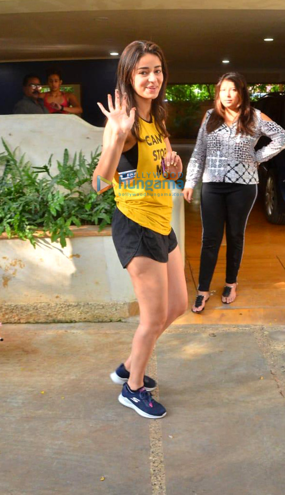 photos ananya panday snapped at a dance class in juhu 6