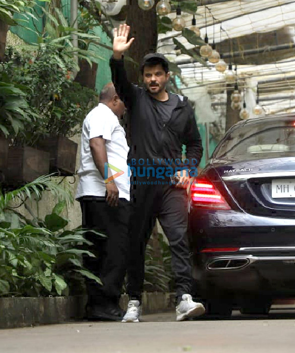 photos anil kapoor snapped in juhu 6