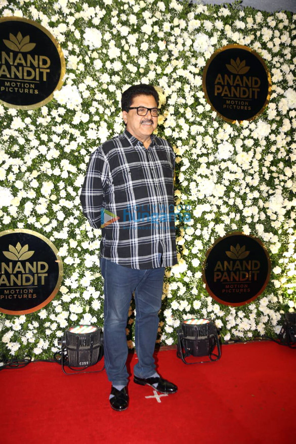 photos celebs grace anand pandit diwali bash4 8