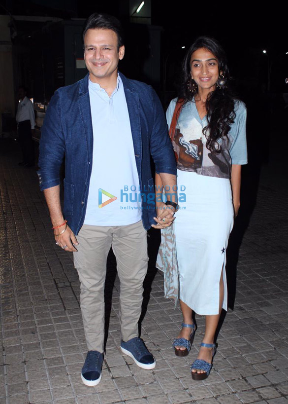 photos celebs grace the special screening of the sky is pink 012 6