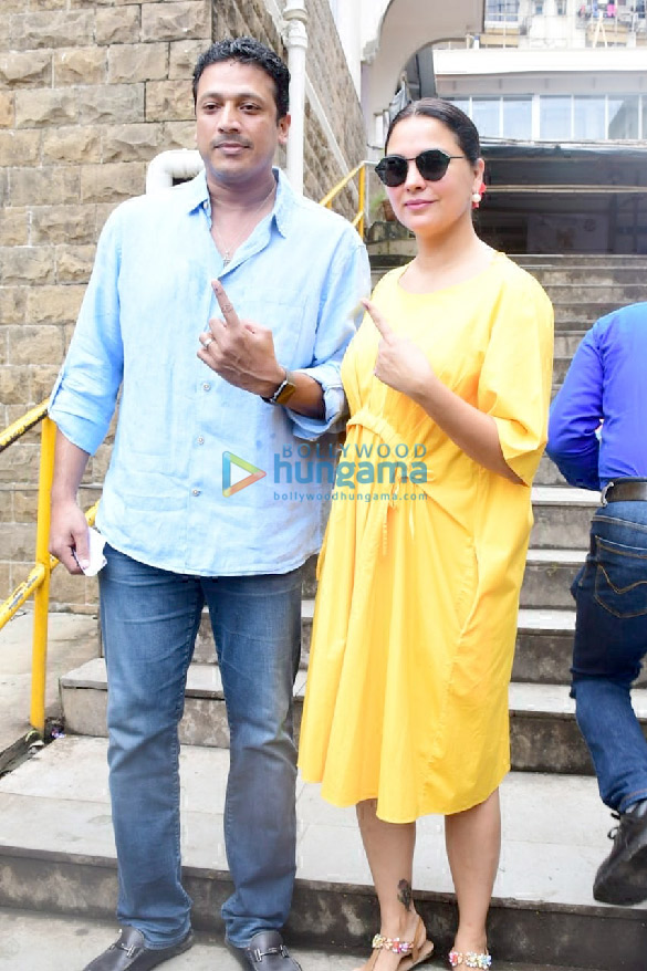 photos celebs votes for maharashtra assembly elections 2019 1