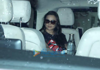 Photos: Hrithik Roshan, Malaika Arora, Preity Zinta and others attend Farah Khan’s house party