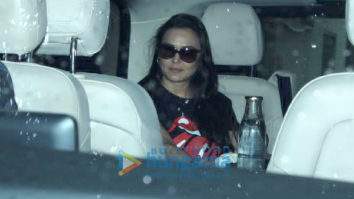 Photos: Hrithik Roshan, Malaika Arora, Preity Zinta and others attend Farah Khan’s house party