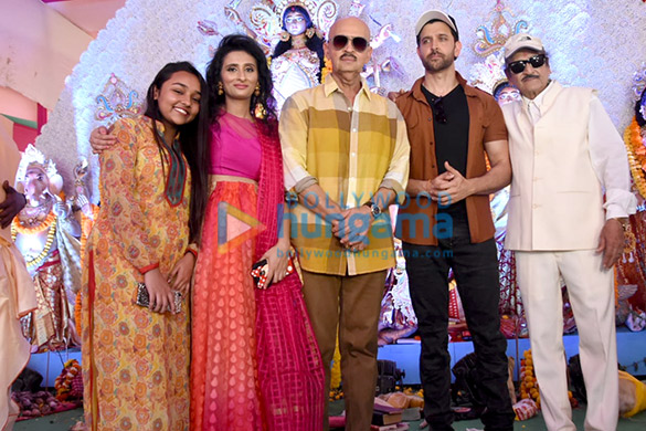 Photos: Hrithik Roshan and Rakesh Roshan snapped attending Durga Puja at the Biswajeet Chaterjee pandal in Juhu