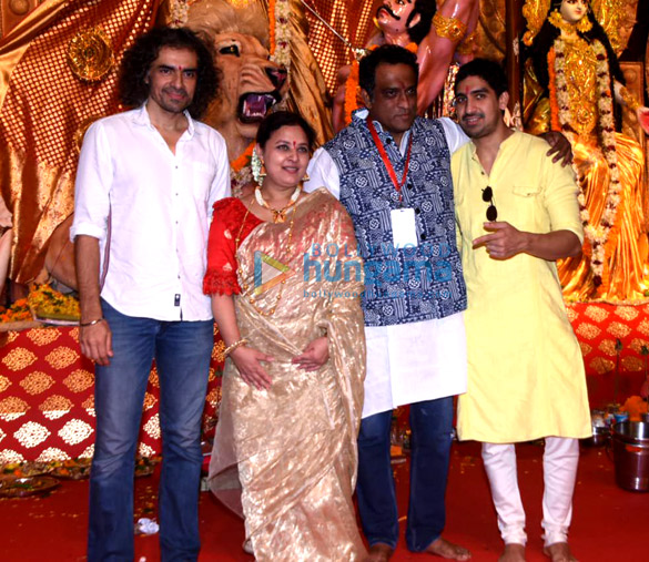 photos imtiaz ali sharbani mukherjee anurag basu and others snapped visiting durga pandal 1