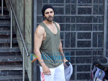 Photos: Malaika Arora, Kartik Aaryan and Shahid Kapoor snapped at I Think Fitness