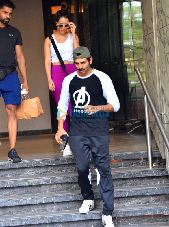 photos malaika arora shraddha kapoor and kartik aaryan spotted at i think fitness 2