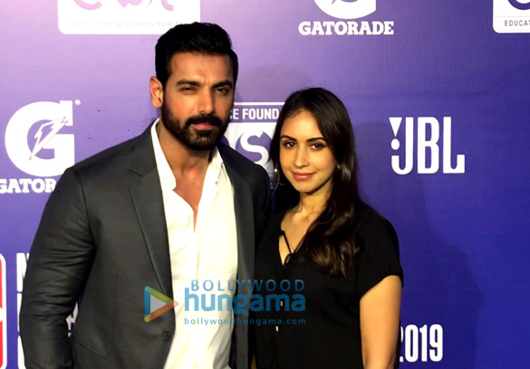 photos malaika arora sonam kapoor ahuja and others grace the red carpet of nba india games 2019 5