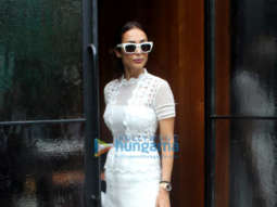 Photos: Malaika Arora snapped at Bandra