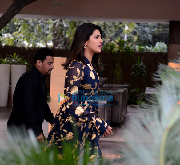 photos priyanka chopra jonas rohit saraf and shonali bose snapped promoting their film the sky is pink in delhi 4
