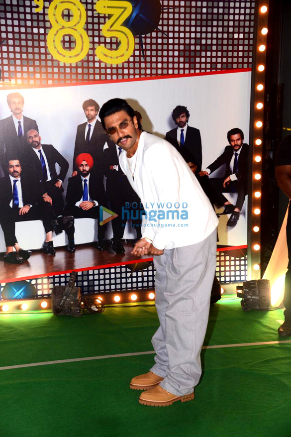 photos ranveer singh deepika padukone and others grace the wrap up party of 83 10