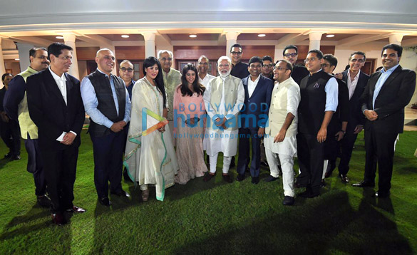 photos shah rukh khan aamir khan kangana ranaut sonam kapoor ahuja and others snapped in delhi to meet pm narendra modi 4