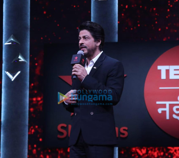 photos shah rukh khan snapped at the press conference of ted talks india nayi baat 4