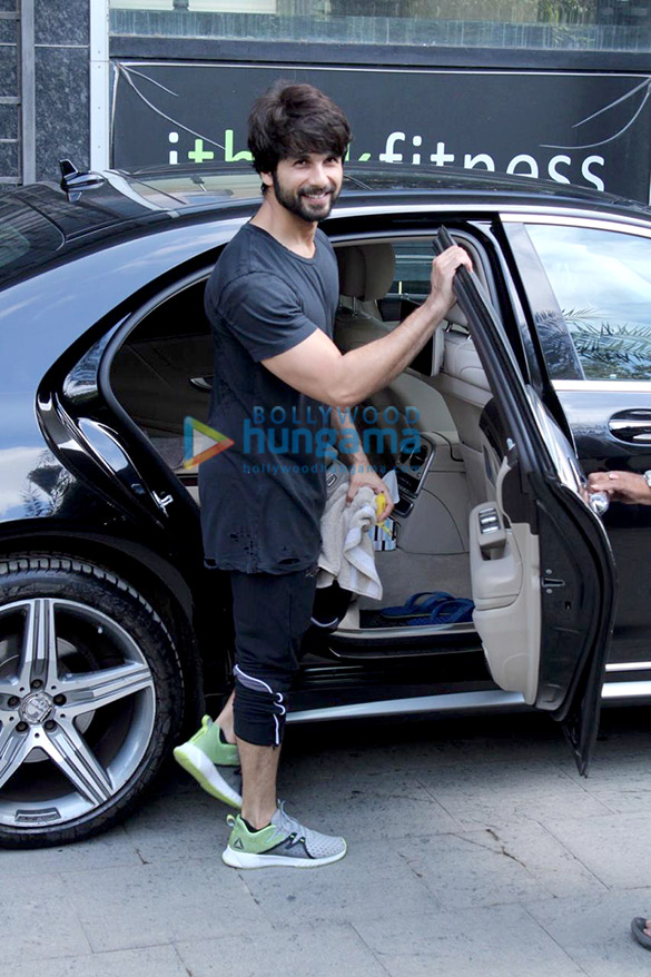 photos shahid kapoor spotted at the gym in juhu 3