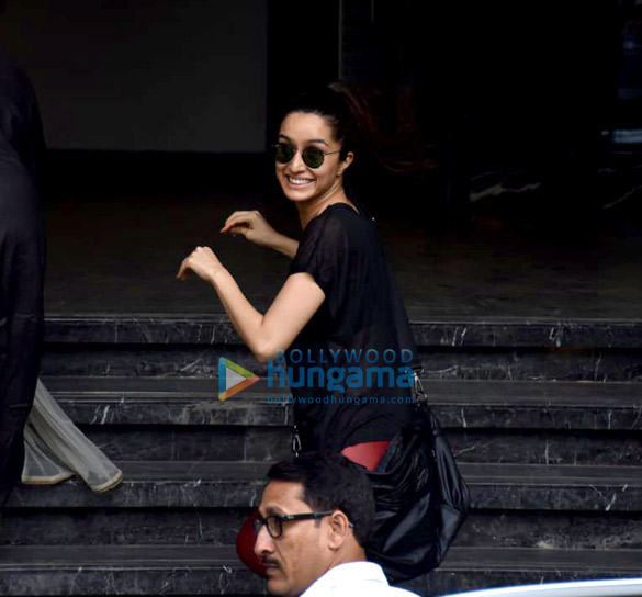 photos shraddha kapoor spotted at the gym in juhu 2 2