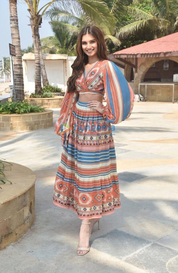 photos sidharth malhotra and tara sutaria snapped promoting their film marjaavaan 1