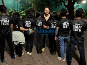 Photos: Tiger Shroff snapped with Team Tiger post War release