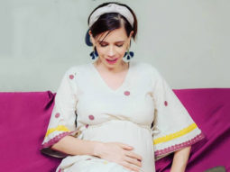 Kalki Koechli is learning to play lullabies as part of ‘mummy prep’, see photo