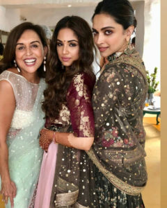 Deepika Padukone and Ranveer Singh's Bengaluru Wedding Reception Was a  Fashion Extravaganza