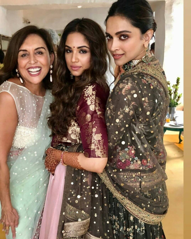 INSIDE PHOTOS & VIDEOS: Deepika Padukone and Ranveer Singh attend a friend’s wedding in Bangalore INSIDE PHOTOS & VIDEOS: Deepika Padukone and Ranveer Singh attend a friend’s wedding in Bangalore