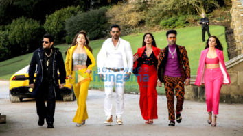 Movie Stills Of The Movie Pagalpanti