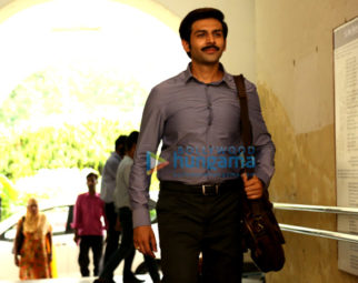 Movie Stills Of The Movie Pati Patni Aur Woh