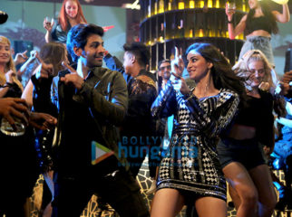 Movie Stills Of The Movie Pati Patni Aur Woh