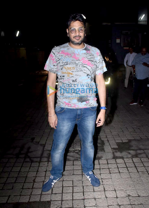 photos akshay kumar nidhhi agerwal and others grace the special screening of satellite shankar 8