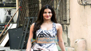 Photos: Amyra Dastur spotted at a dance class in Bandra
