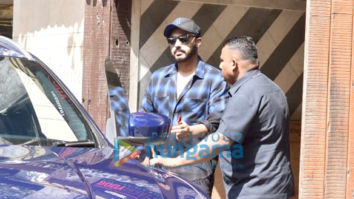 Photos: Arjun Kapoor snapped at the gym in Juhu
