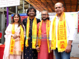 Photos: Ashutosh Gowariker, Sunita Gowariker and Ajay – Atul visit Siddivinayak temple