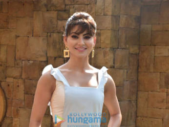 Photos: Cast of Pagalpanti snapped promoting their film