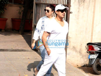Photos: Celebs attend the funeral of Dabboo Ratnani's mother
