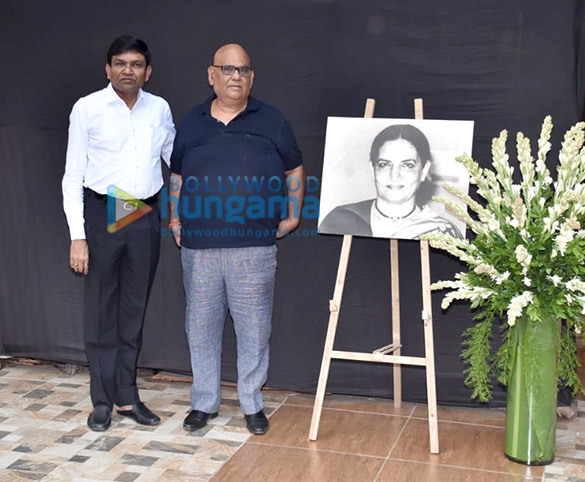 photos celebs attend the prayer meet for shabana azmis mother shaukat kaifi 5