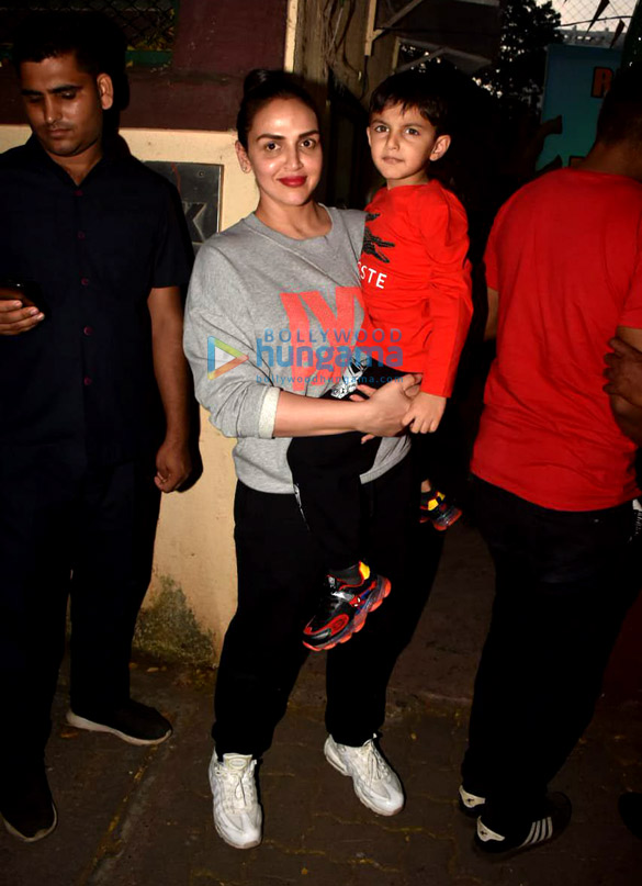 photos celebs grace riteish deshmukhs son riaans birthday party 12