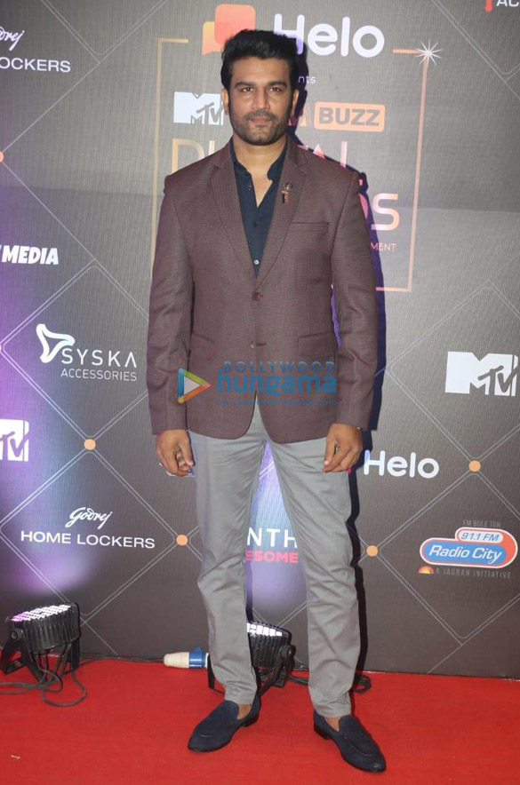 photos celebs grave iwm digital awards 2019 14