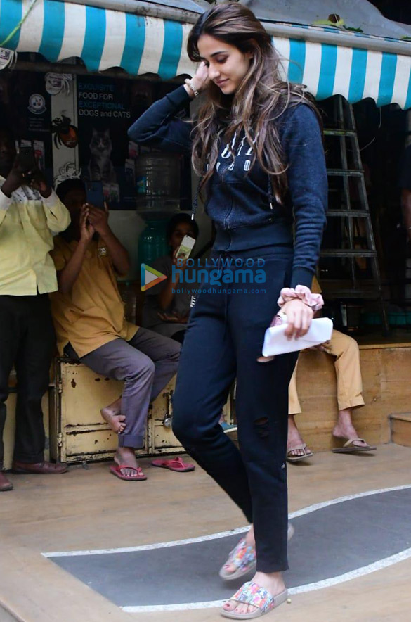 photos disha patani spotted at a pet clinic in khar 1
