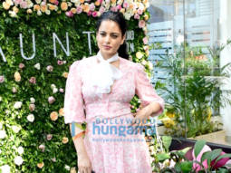 Photos: Kangana Ranaut at the launch of Femina Flaunt Beauty Studio salon