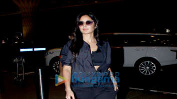 Photos: Katrina Kaif, Sara Ali Khan, Janhvi Kapoor and others snapped at the airport