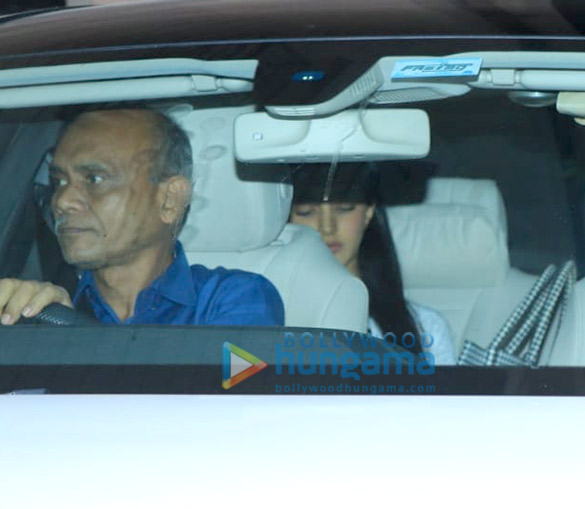 photos kiara advani spotted at sanjay leela bhansalis office in juhu 3