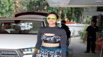 Photos: Parineeti Chopra snapped at Khar gymkhana